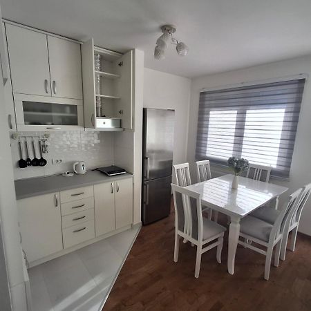 Apartman Studio Dado Uzice Bagian luar foto